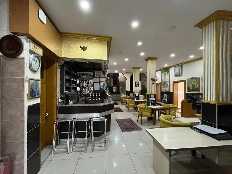 Vatan Hotel 伊兹密尔